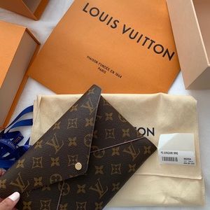 1 of 3 (Large) LOUIS VUITTON KIRIGAMI POCHETTE